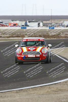 media/Jan-25-2025-CalClub SCCA (Sat) [[03c98a249e]]/Race 5/